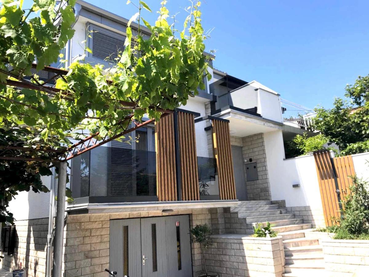 Sunny House Apartment Zambratija  Luaran gambar