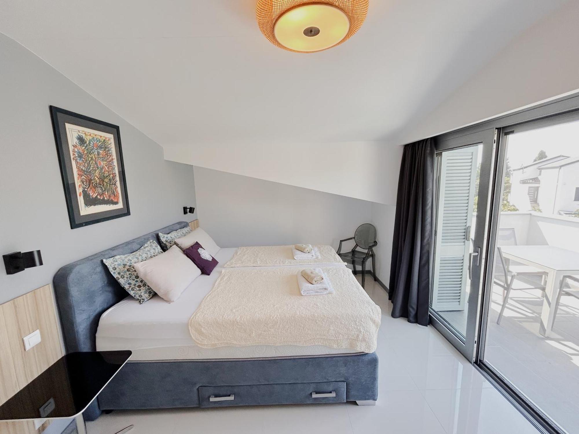 Sunny House Apartment Zambratija  Luaran gambar