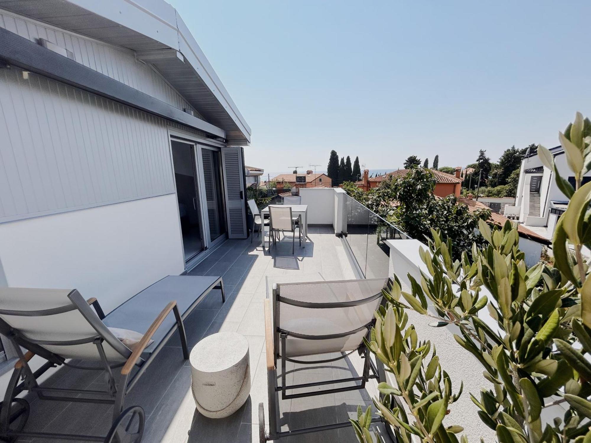 Sunny House Apartment Zambratija  Luaran gambar